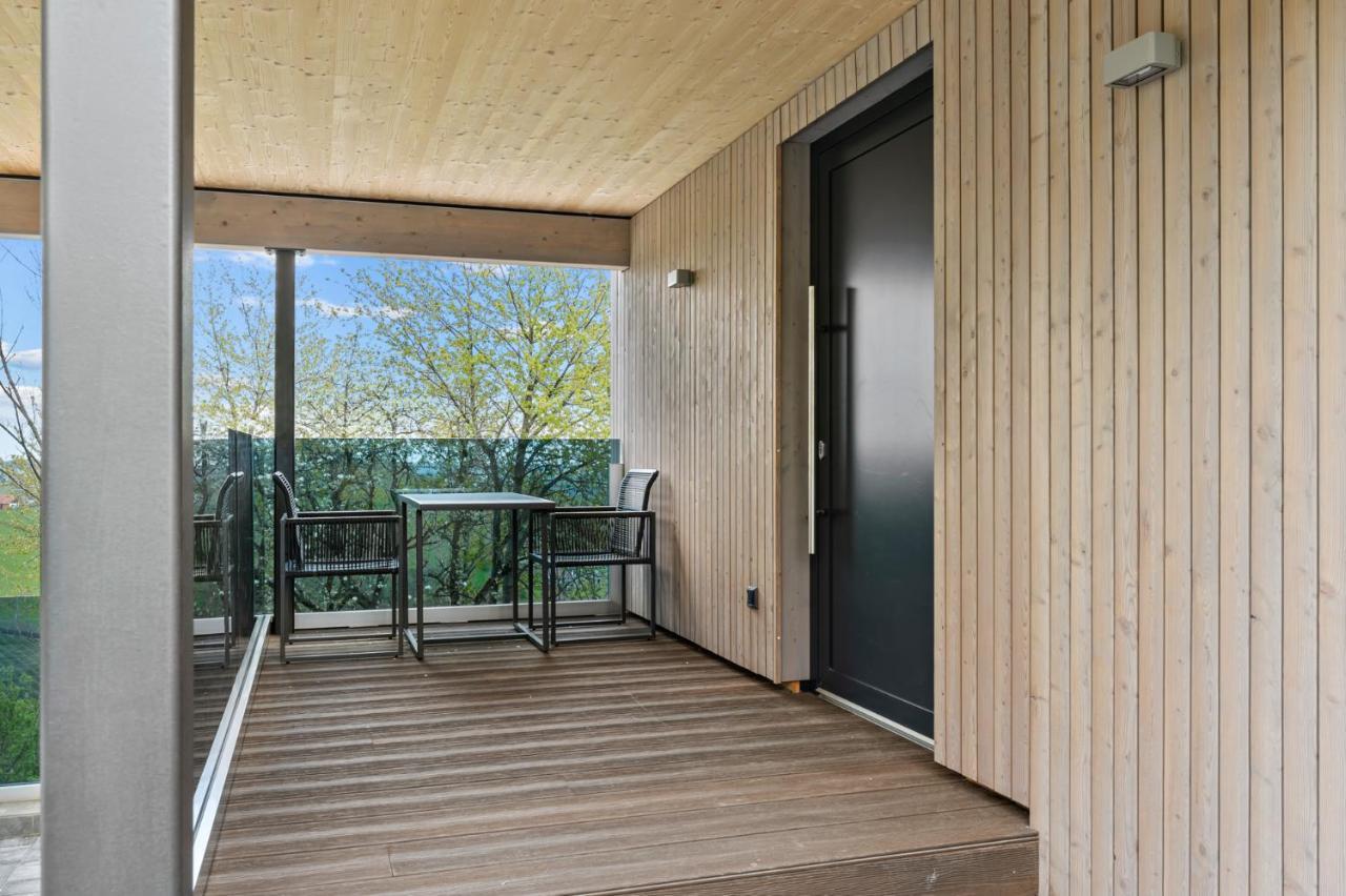 Luxus Chalet Max Glanz an der Weinstraße Esterno foto